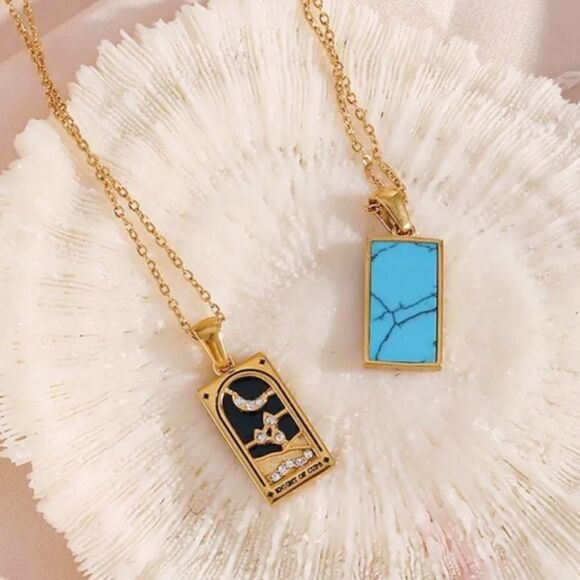 18K Gold Plated Stainless Steel Zircon Crystal "Knight of Cups" Tarot Necklace - Picture 4 of 5